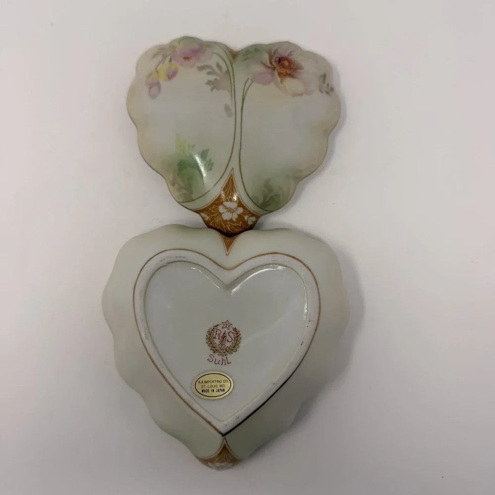 Vtg R.S. Suhl Heart Porcelain Trinket Box Floral Jewelry Dish Japan‎ 4.5